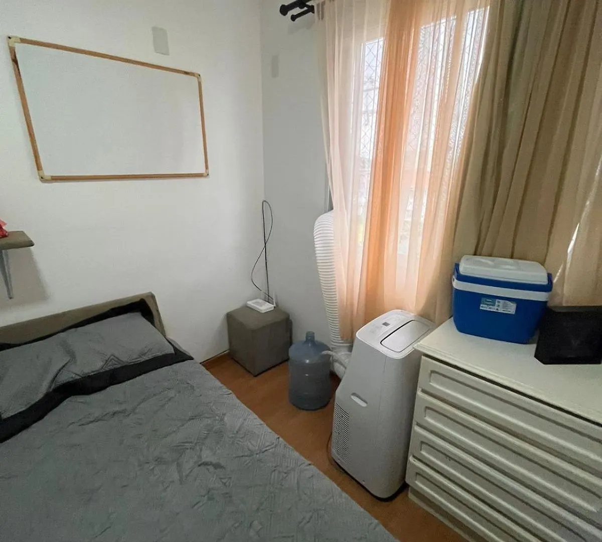 Homestay Quarto Aconchegante Climatizado, 5 Min Da Praia Dos Ingleses, 10 Min Da Praia De Canasvieiras Apartment Florianopolis Brazil