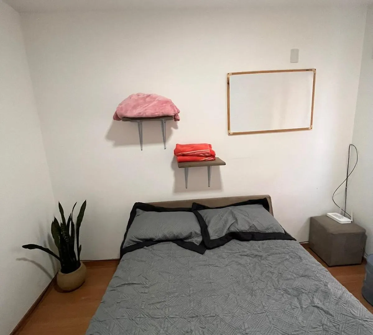 Homestay Quarto Aconchegante Climatizado, 5 Min Da Praia Dos Ingleses, 10 Min Da Praia De Canasvieiras Apartment Florianopolis