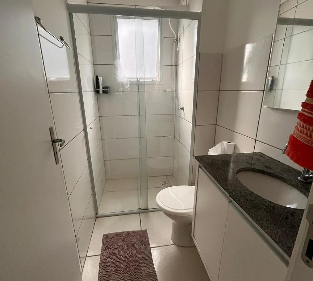 Homestay Quarto Aconchegante Climatizado, 5 Min Da Praia Dos Ingleses, 10 Min Da Praia De Canasvieiras Apartment Florianopolis Brazil
