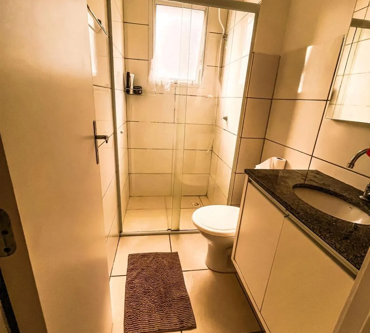 Quarto Aconchegante Climatizado, 5 Min Da Praia Dos Ingleses, 10 Min Da Praia De Canasvieiras Apartment Florianopolis Homestay